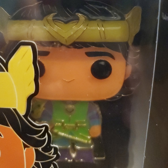 Funko Pop! Marvel Studios LOKI SE - KID LOKI Pin with Stand Target Exclusive NIB - Picture 3 of 9
